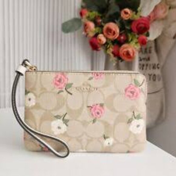 Coach Zip Wristlet In Signature Canvas With Floral Print - Picture 1 of 5